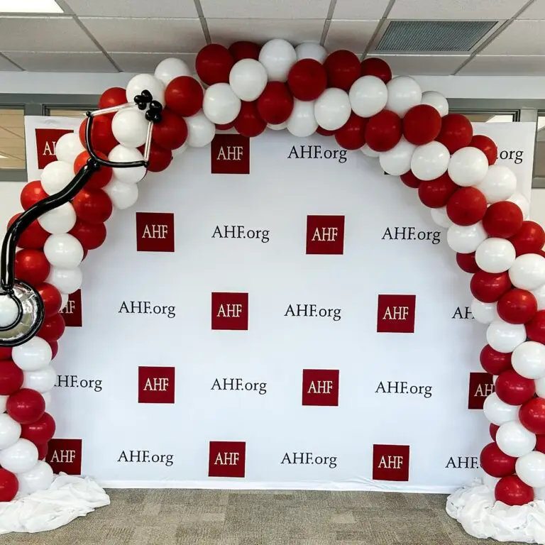 Balloon arch for healthcare